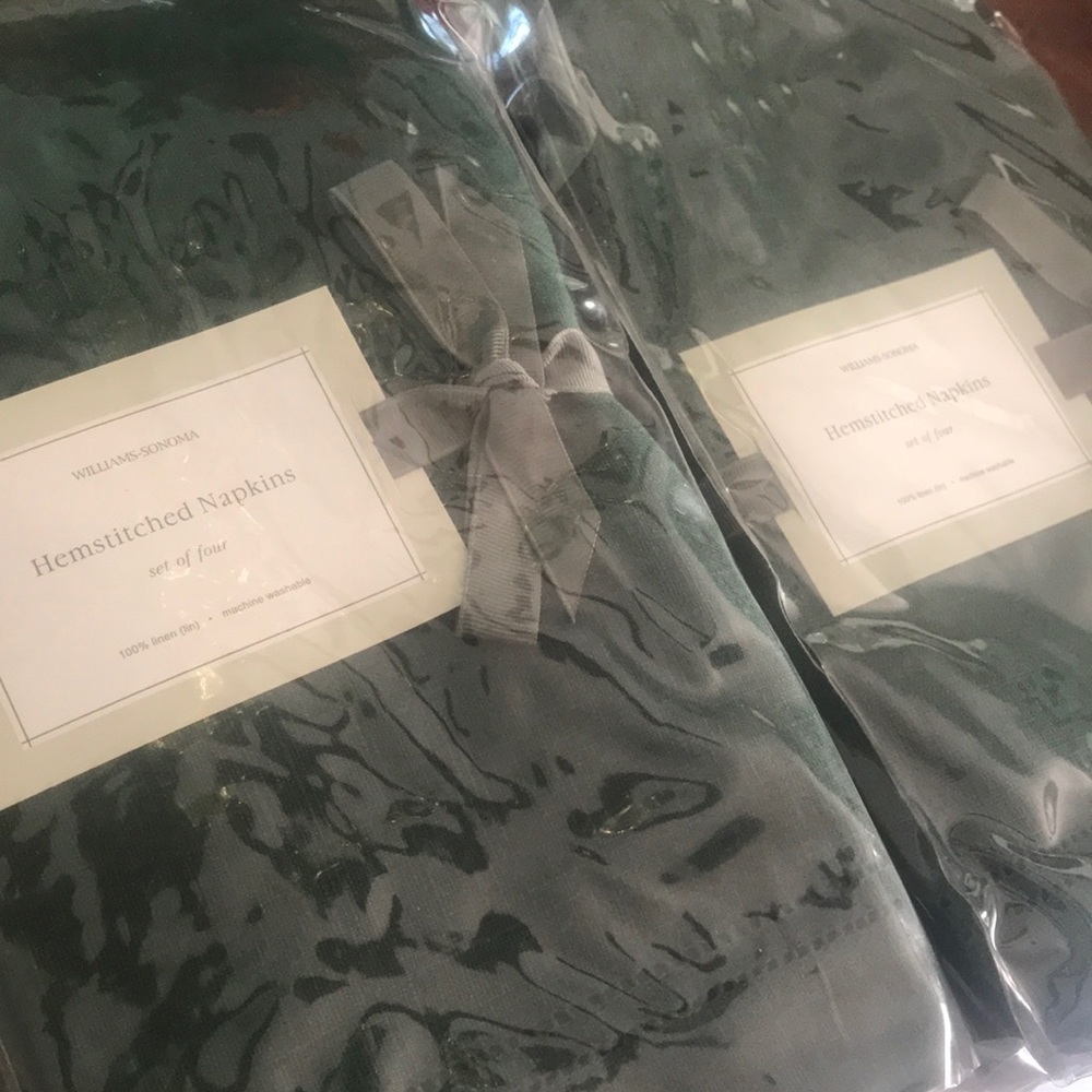Dinner napkins